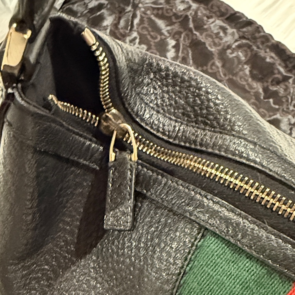 GUCCI Ophidia Hobo Black Leather Bag with Gold Logo - Picture 3 of 8